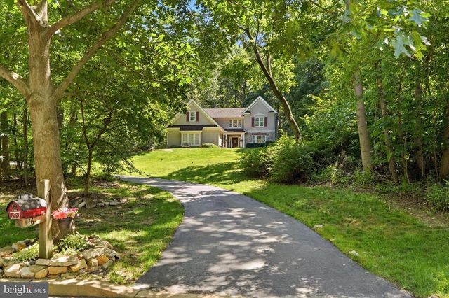16 RYAN LN, Honey Brook, PA 19344