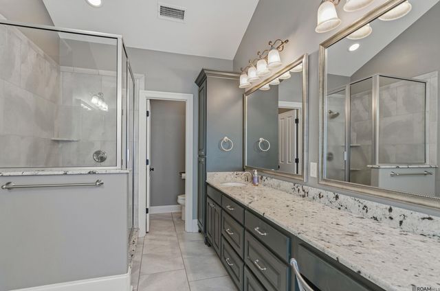 17892 Villa Lake Ave, Central, LA 70739