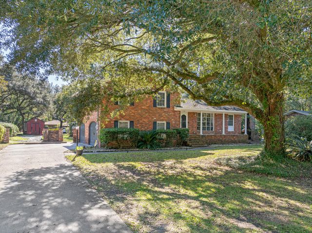 110 Harter Drive, Summerville, SC 29485