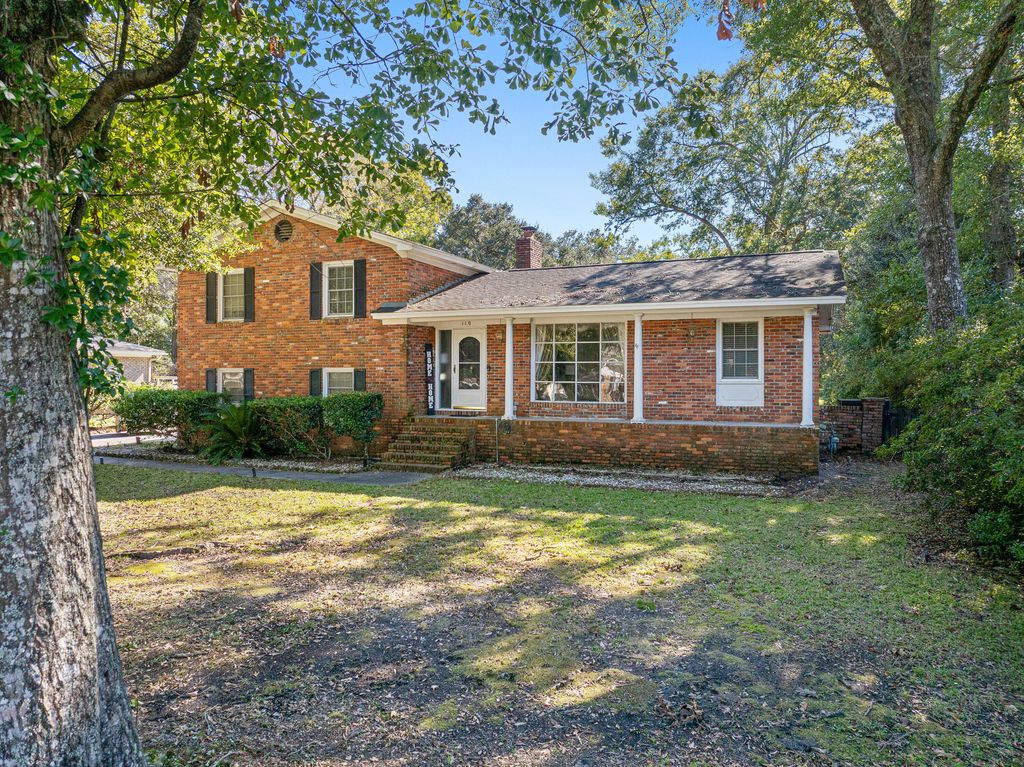 110 Harter Drive, Summerville, SC 29485