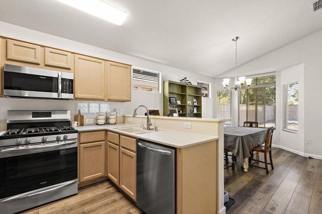7227 Timberrose Way, Roseville, CA 95747