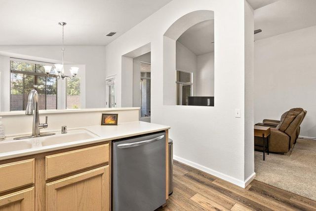 7227 Timberrose Way, Roseville, CA 95747