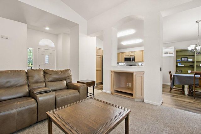 7227 Timberrose Way, Roseville, CA 95747