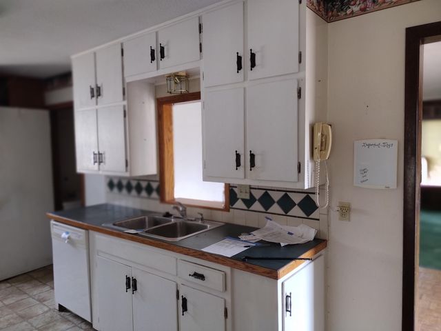 1928 N Prairie Ln, Augusta, KS 67010