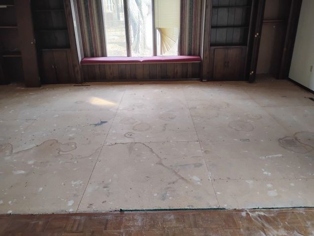 1928 N Prairie Ln, Augusta, KS 67010