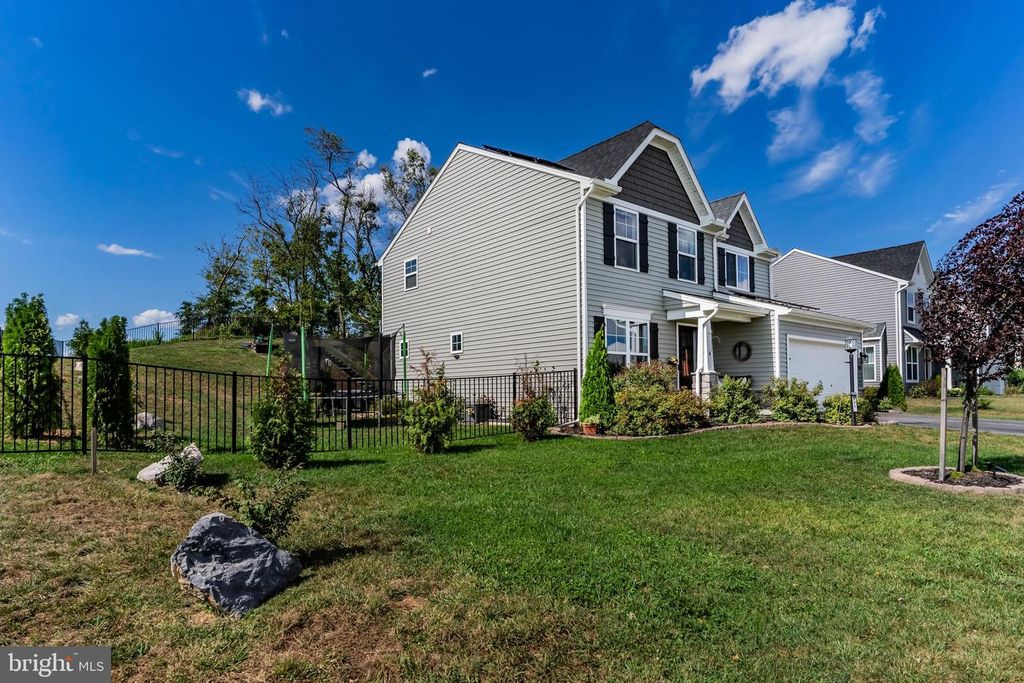 531 EMERALD WAY, Carlisle, PA 17015