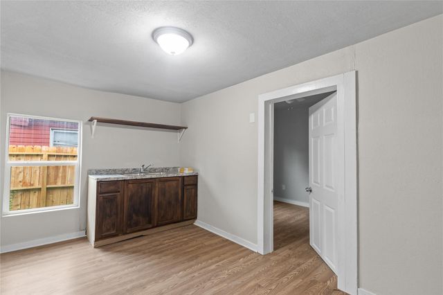 6602 Avenue R, Houston, TX 77011