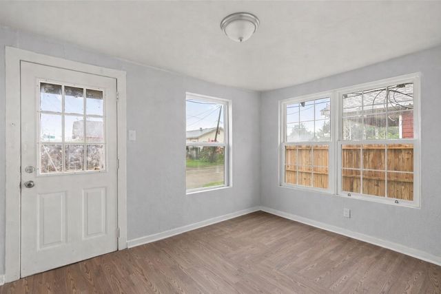 6602 Avenue R, Houston, TX 77011