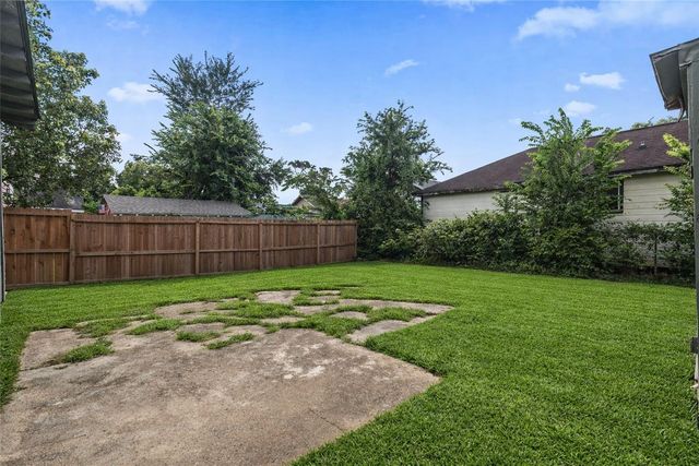 6602 Avenue R, Houston, TX 77011