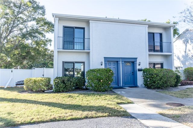 8800 BARDMOOR BOULEVARD 20, Seminole, FL 33777