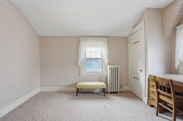 18 Davidson Road, Worcester, MA 01605