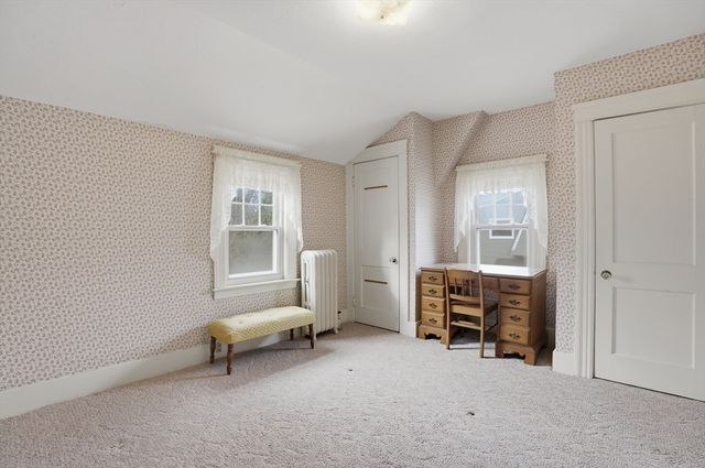 18 Davidson Road, Worcester, MA 01605