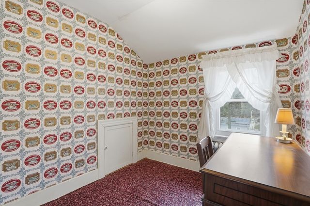 18 Davidson Road, Worcester, MA 01605