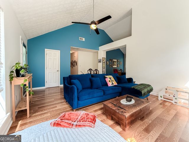 97 Spring Circle, Senoia, GA 30276