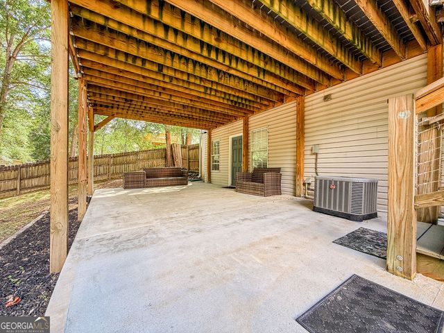 97 Spring Circle, Senoia, GA 30276