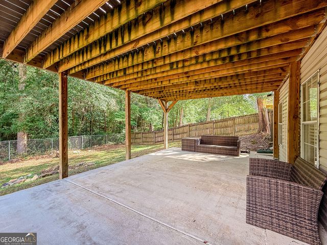 97 Spring Circle, Senoia, GA 30276