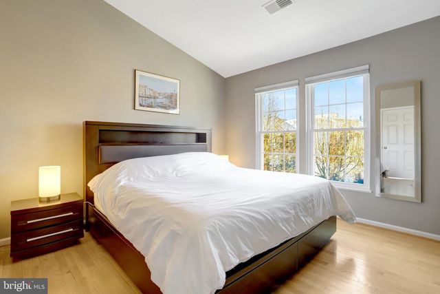 1331 ARGALL PL, Alexandria, VA 22314