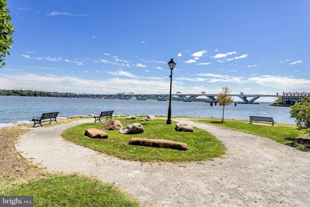 1331 ARGALL PL, Alexandria, VA 22314