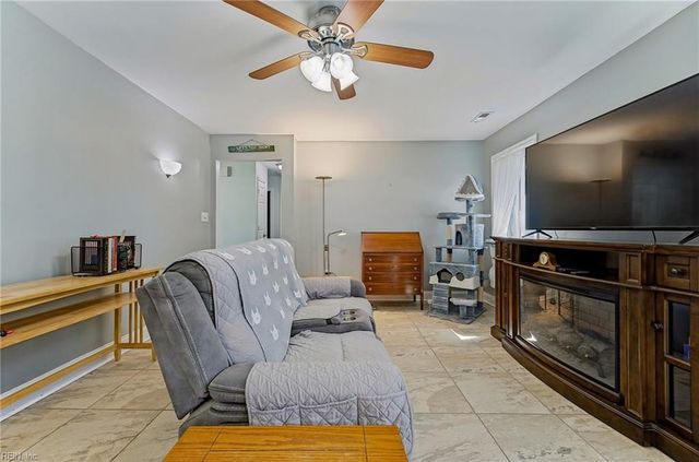 1717 Caroga CT, Virginia Beach, VA 23453
