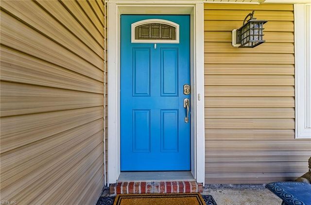 1717 Caroga CT, Virginia Beach, VA 23453