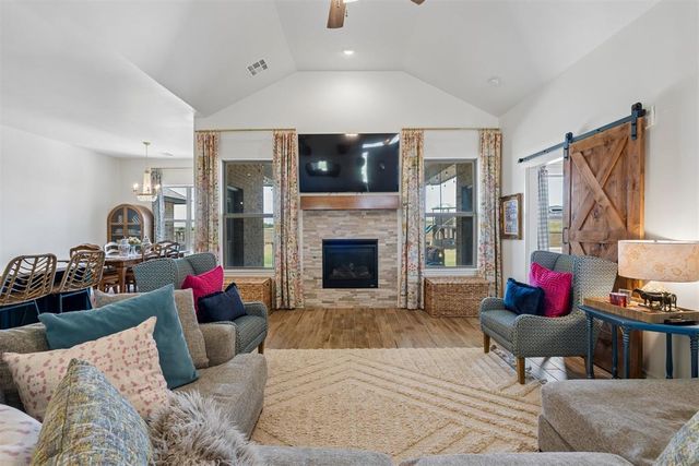 5264 NW Edmond Road, Piedmont, OK 73078