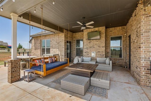 5264 NW Edmond Road, Piedmont, OK 73078