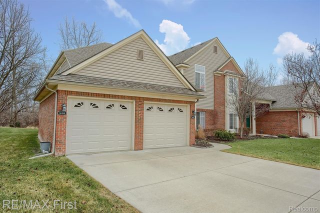 14410 Shadywood Drive, Sterling Heights, MI 48312