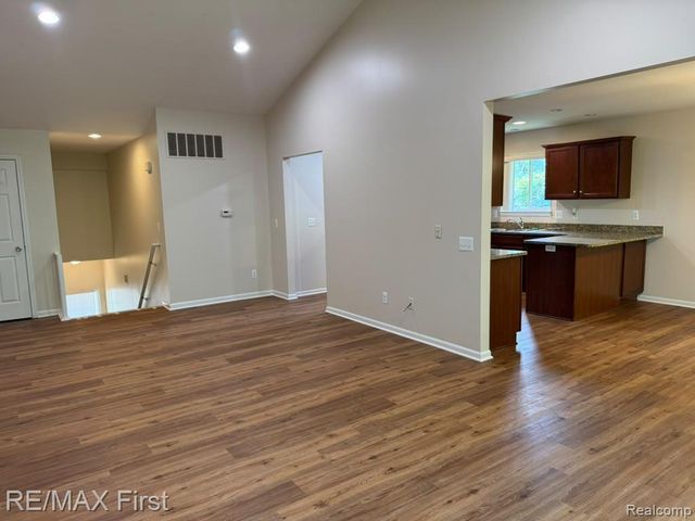 14410 Shadywood Drive, Sterling Heights, MI 48312