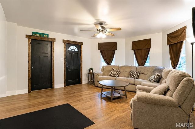 418 E Marvin Avenue, Fredericktown, MO 63645