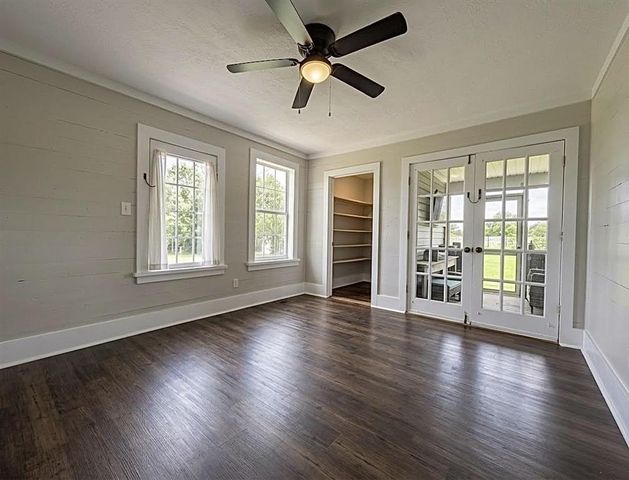 6908 Murl Ellender Road, Sulphur, LA 70665
