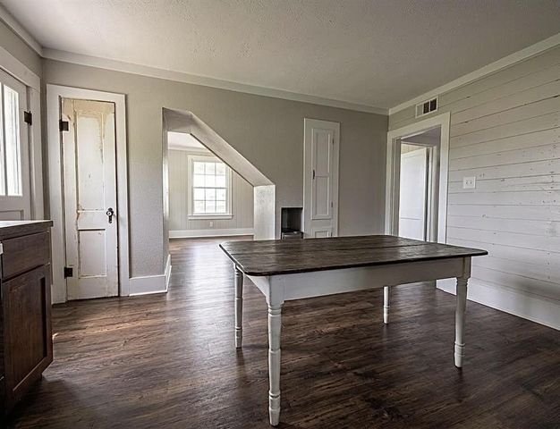 6908 Murl Ellender Road, Sulphur, LA 70665