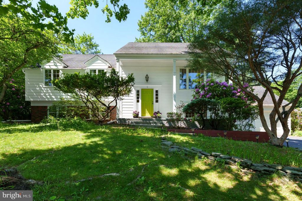 9 LAUREL WOOD, Lawrenceville, NJ 08648