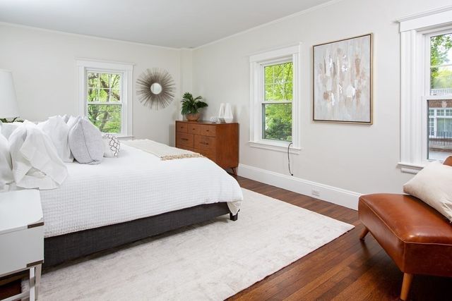 16 Cabot St, Newton, MA 02458