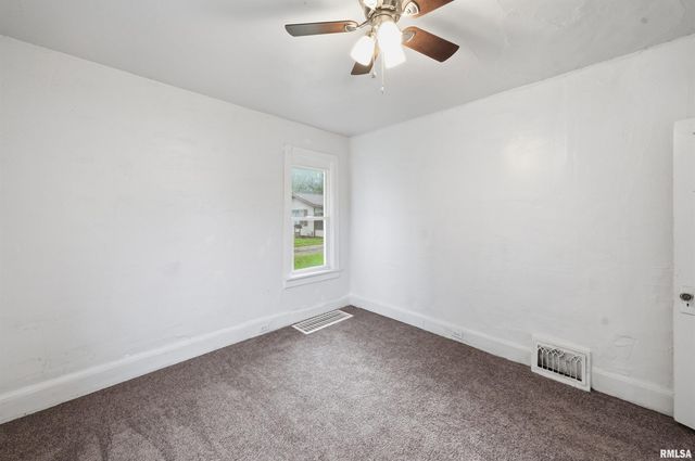 157 URBANDALE Avenue, East Peoria, IL 61611