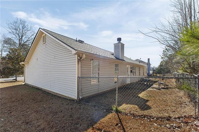 49 Bishop Mill NW Drive, Cartersville, GA 30121