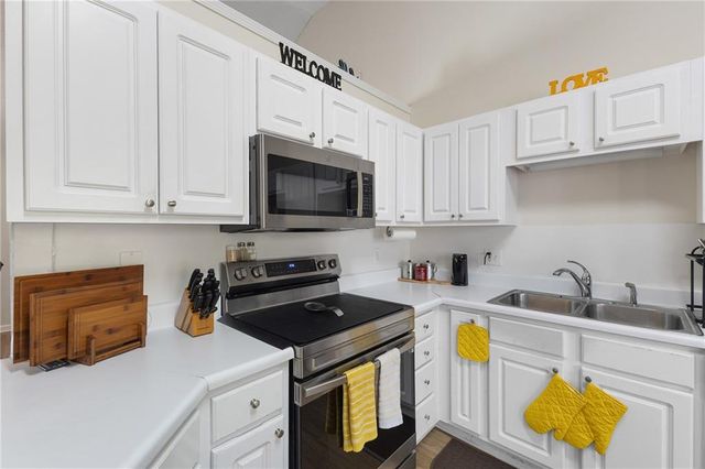 49 Bishop Mill NW Drive, Cartersville, GA 30121