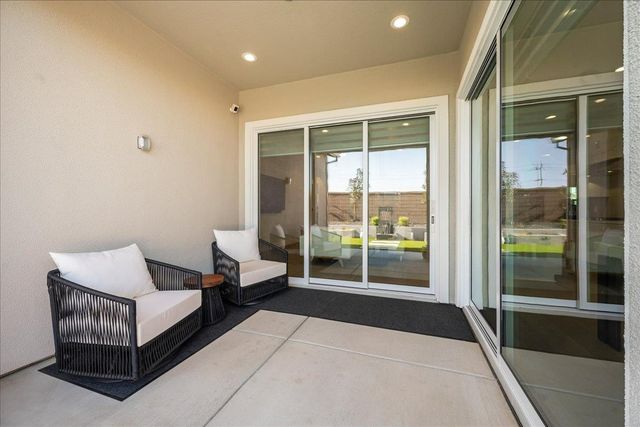 4211 Meadow Crest Dr, Folsom, CA 95630