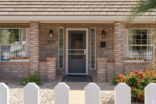670 E 900 S, St. George, UT 84790