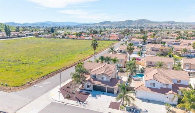 27615 Chatham, Menifee, CA 92585