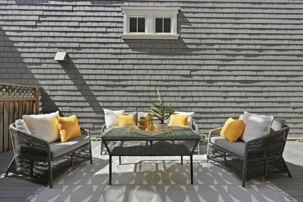 Image 27 of property listing at 210 Morgan Lane, Menlo Park, CA 94025