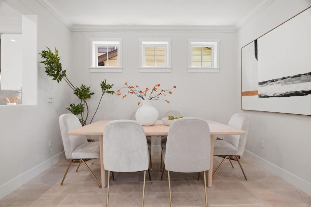 Image 8 of property listing at 210 Morgan Lane, Menlo Park, CA 94025