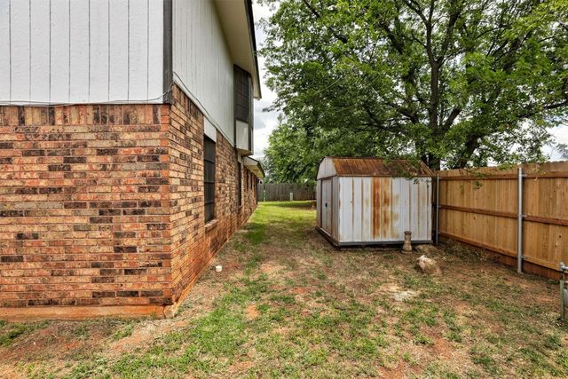 8008 NW 111th Street, Oklahoma City, OK 73162