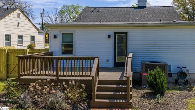 108 Parkins Mill Road, Greenville, SC 29607