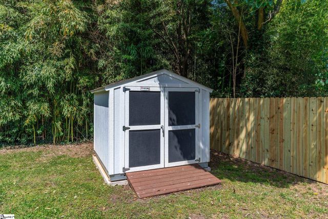 108 Parkins Mill Road, Greenville, SC 29607