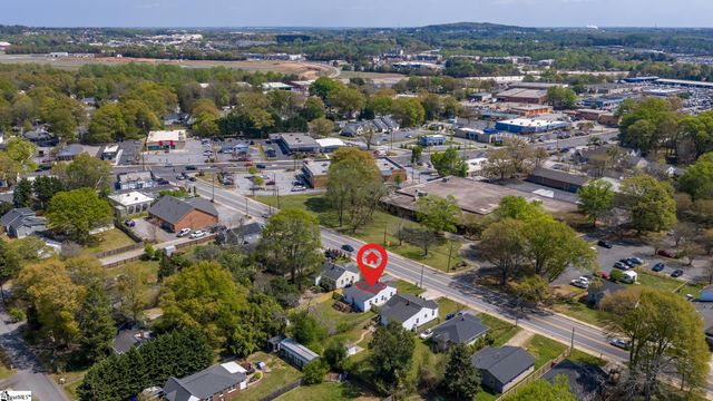 108 Parkins Mill Road, Greenville, SC 29607