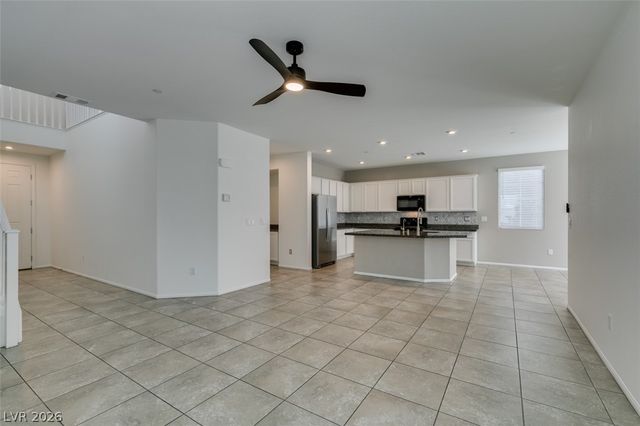 1027 Huckburn Avenue, Henderson, NV 89015