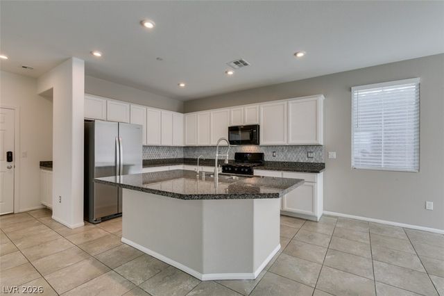 1027 Huckburn Avenue, Henderson, NV 89015