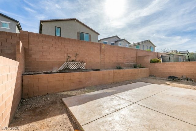 1027 Huckburn Avenue, Henderson, NV 89015