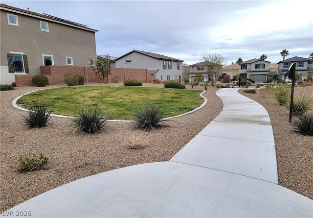 1027 Huckburn Avenue, Henderson, NV 89015