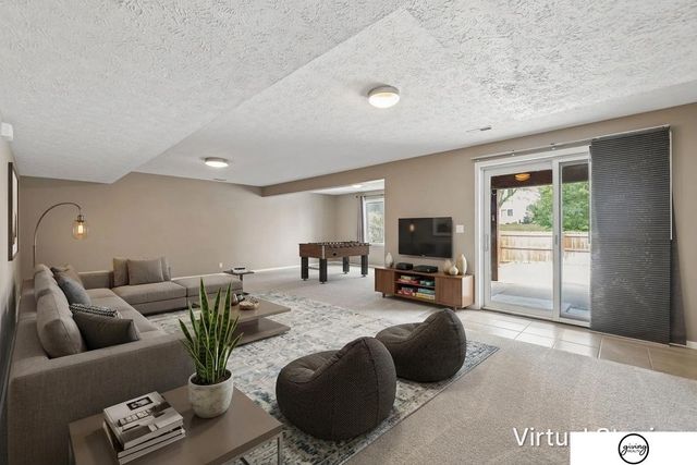 7412 Collister Road, Lincoln, NE 68516